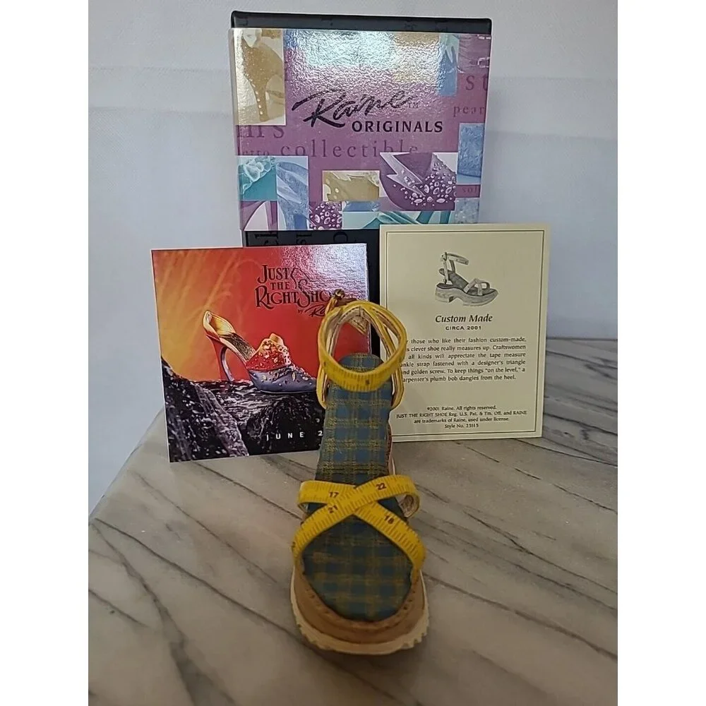 Just The Right Shoe 25115 Custom Made Miniature Resin Shoe by Raine 2001 - Picture 3 of 8